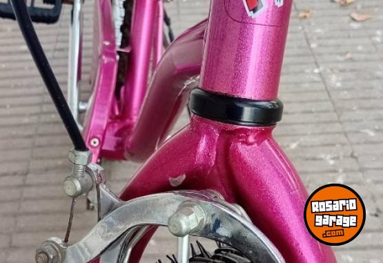 Deportes - SPORT MOTO: BICICLETA PLAYERA MARCA: NAROL. MODELO: BEACH CRUISER. RODADO: 24. SEMINUEVA UNICA. - En Venta