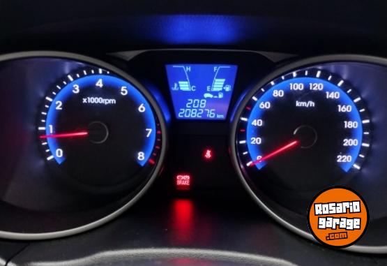 Camionetas - Hyundai Tucson GL 4x2 2.0 MT 2013 Nafta 208000Km - En Venta