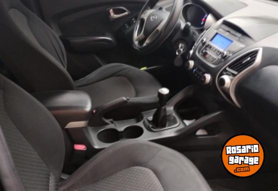 Camionetas - Hyundai Tucson GL 4x2 2.0 MT 2013 Nafta 208000Km - En Venta