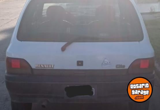 Autos - Renault Clio 1996 Nafta 280000Km - En Venta