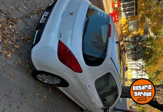 Autos - Peugeot 308 2014 Nafta 90000Km - En Venta