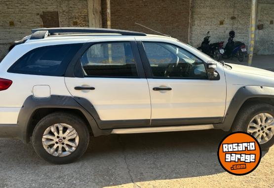 Utilitarios - Fiat Palio adventure 2013 GNC 178000Km - En Venta