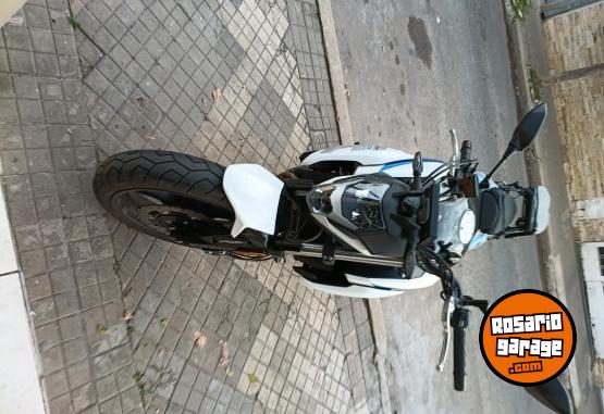 Motos - CF 400NK 2023 Nafta 12000Km - En Venta