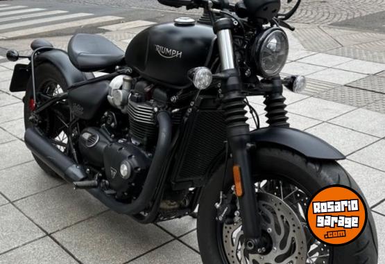 Motos - Triumph Boneville bobber 2018 Nafta 7830Km - En Venta
