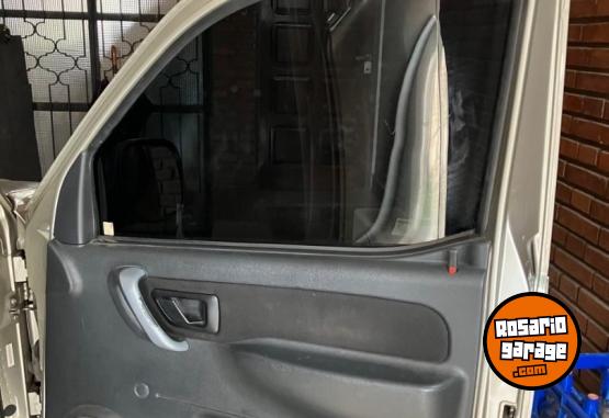 Utilitarios - Citroen Berlingo Multispace 2012 Nafta 156000Km - En Venta