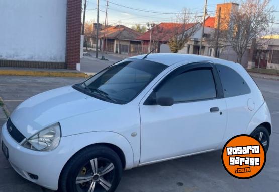 Autos - Ford Ka 2004 Nafta 200000Km - En Venta