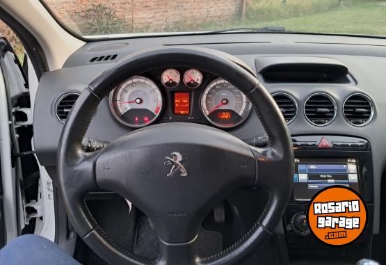 Autos - Peugeot 408 allure 2017 Nafta 130000Km - En Venta