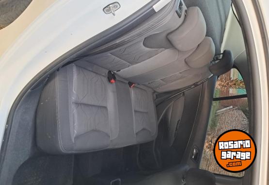 Autos - Peugeot 408 allure 2017 Nafta 130000Km - En Venta