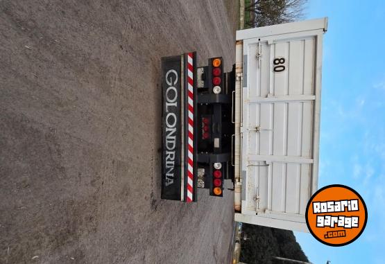 Camiones y Grúas - Semirremolque bivuelco - En Venta