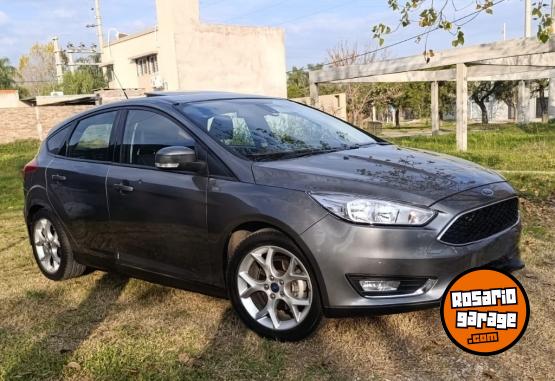 Autos - Ford Focus SE Plus 2.0 AT 2016 Nafta 108000Km - En Venta
