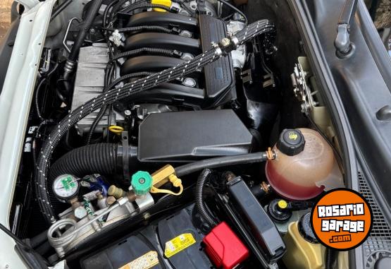 Utilitarios - Renault Kangoo 2017 GNC 180000Km - En Venta