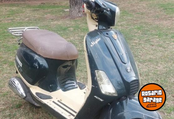 Motos - Zanella Styller 125 2014 Nafta 15000Km - En Venta