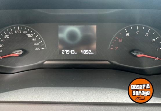 Autos - Peugeot ACTIVE 208 2024 Nafta 27900Km - En Venta