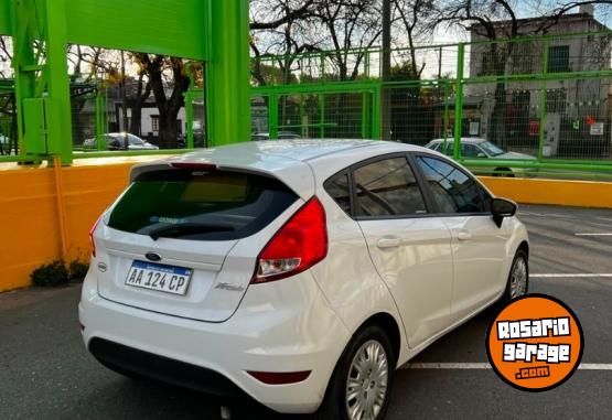 Autos - Ford Fiesta S 2016 Nafta 80000Km - En Venta