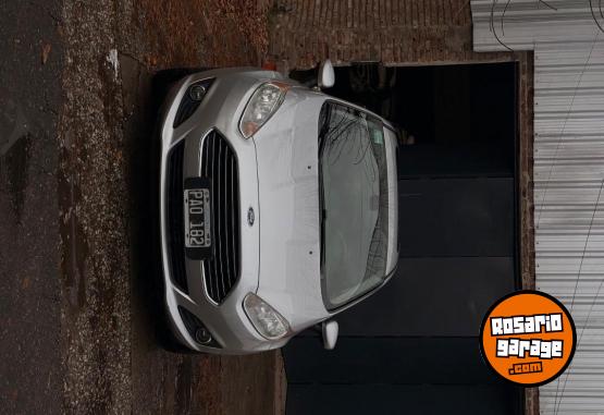 Autos - Ford Fiesta 1.6 titanium 2015 Nafta 79000Km - En Venta