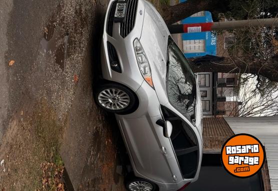 Autos - Ford Fiesta 1.6 titanium 2015 Nafta 79000Km - En Venta