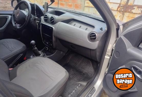 Camionetas - Renault Duster luxe con nav 2013 GNC 176000Km - En Venta