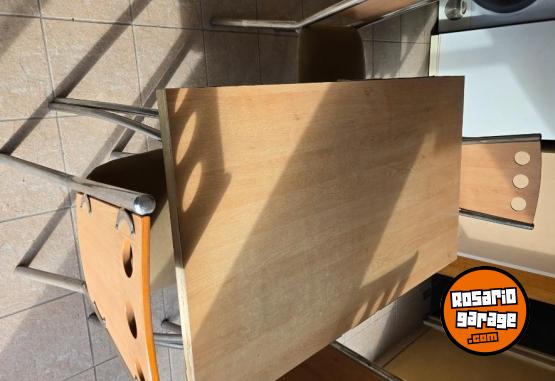 Hogar - Mesa y 4 sillas - En Venta