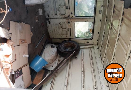 Utilitarios - Renault Trafic 1994 GNC 320430Km - En Venta