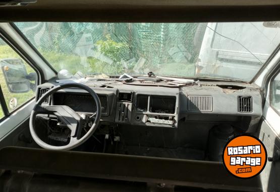 Utilitarios - Renault Trafic 1994 GNC 320430Km - En Venta