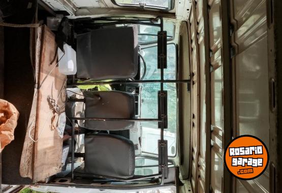 Utilitarios - Renault Trafic 1994 GNC 320430Km - En Venta