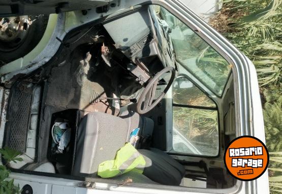 Utilitarios - Renault Trafic 1994 GNC 320430Km - En Venta