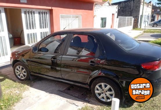 Autos - Fiat Siena 2016 GNC 210000Km - En Venta