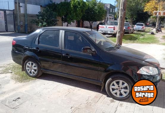 Autos - Fiat Siena 2016 GNC 210000Km - En Venta