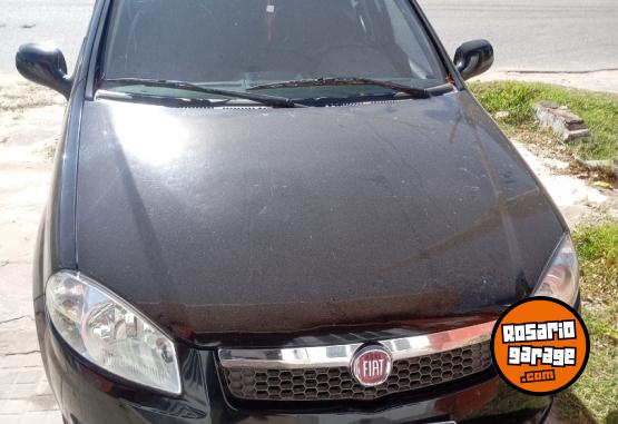 Autos - Fiat Siena 2016 GNC 210000Km - En Venta