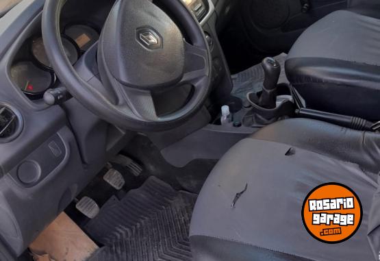 Autos - Renault LOGAN ZEN 2016 GNC 320000Km - En Venta