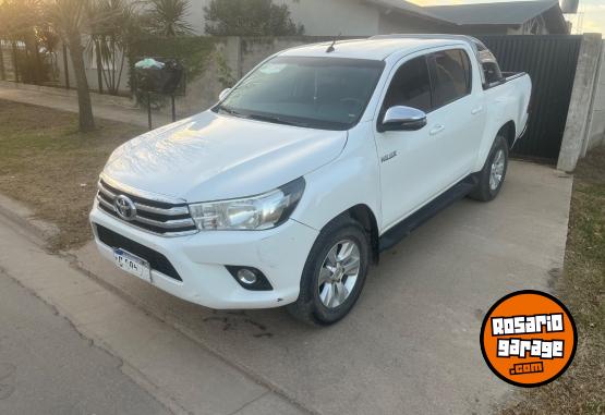 Camionetas - Toyota Hilux 2018 Diesel 255000Km - En Venta