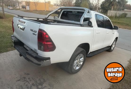 Camionetas - Toyota Hilux 2018 Diesel 255000Km - En Venta