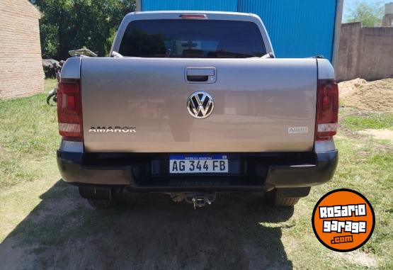 Camionetas - Volkswagen Amarok 2023 Diesel 37000Km - En Venta