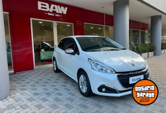 Autos - Peugeot 208 Allure Nav 1.6 2018 Nafta 100000Km - En Venta
