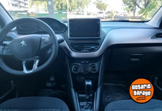 Autos - Peugeot 208 Allure Nav 1.6 2018 Nafta 100000Km - En Venta