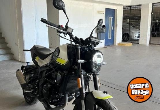 Motos - Benelli LEONCINO 250 2022 Nafta 9000Km - En Venta