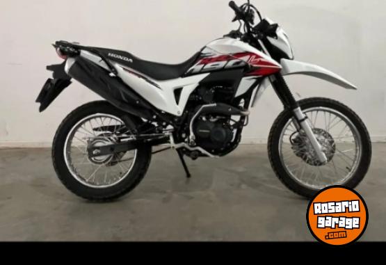Motos - Honda Xr190 2024 Nafta 8000Km - En Venta