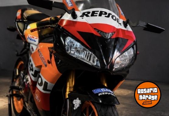 Motos - Honda CBR REPSOL 1000 RR 2006 Nafta 45000Km - En Venta