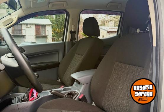 Camionetas - Ford Ranger 2019 Nafta 70000Km - En Venta