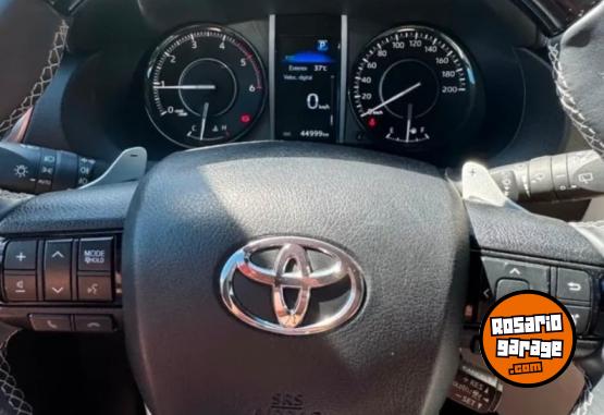 Camionetas - Toyota SW4 2.8 TDI DIAMANTE 4X4 2023 Diesel 45000Km - En Venta