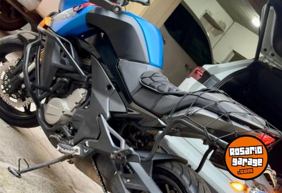 Motos - CF 650 mt 2023 Nafta 13000Km - En Venta