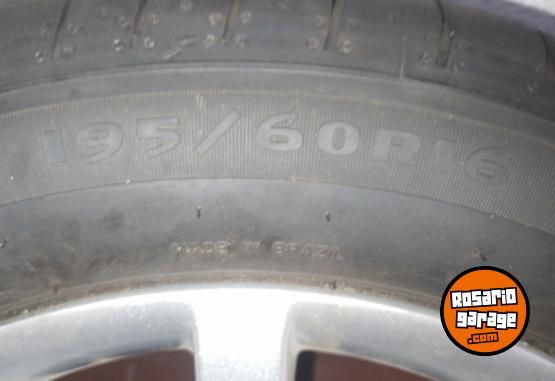 Accesorios para Autos - Partes varias de Sandero Stepway 2014 - En Venta