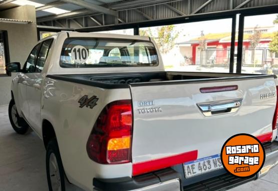 Camionetas - Toyota HILUX 2020 2020 Diesel 172000Km - En Venta