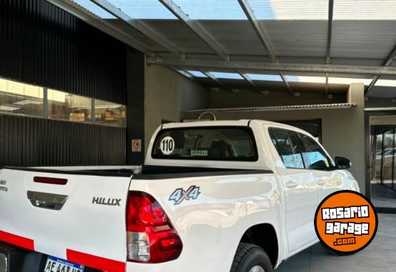 Camionetas - Toyota HILUX 2020 2020 Diesel 172000Km - En Venta