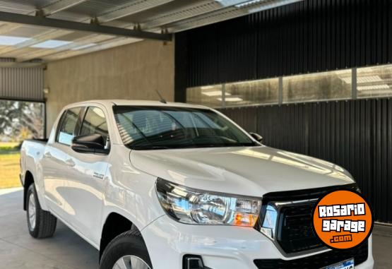 Camionetas - Toyota HILUX 2020 2020 Diesel 172000Km - En Venta