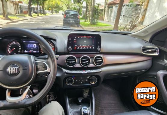 Autos - Fiat Cronos 1.8 2021 Nafta 127000Km - En Venta