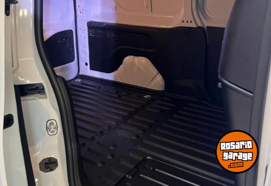 Utilitarios - Citroen BERLINGO 2026 Diesel 0Km - En Venta