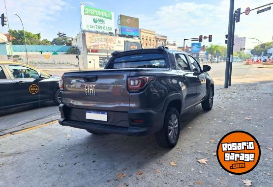 Utilitarios - Fiat Strada Freedom 2024 Nafta 19850Km - En Venta