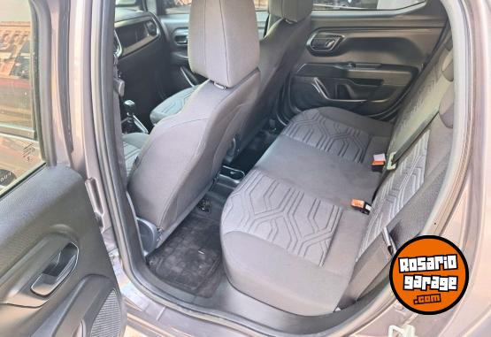 Utilitarios - Fiat Strada Freedom 2024 Nafta 19850Km - En Venta