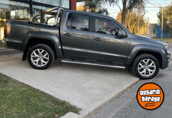 Camionetas - Volkswagen AMAROK HIGHLINE V6 2022 Diesel 100000Km - En Venta
